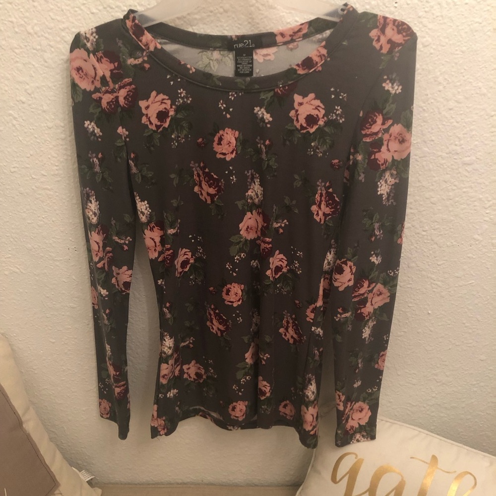 Long sleeve floral shirt